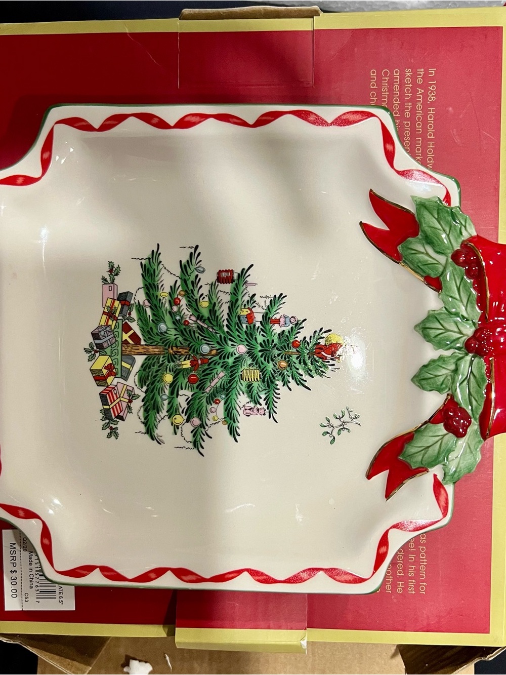 Spode Festive Christmas Tree Ceramic Platter in Red and Green